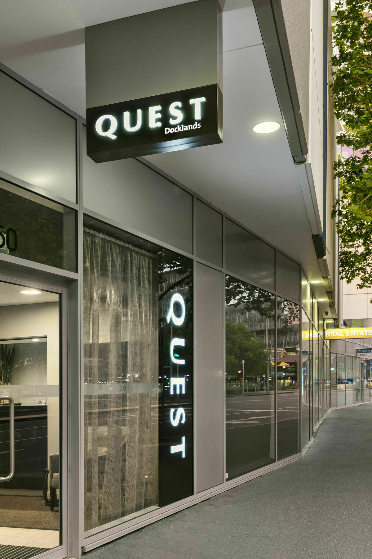 Quest Docklands Aparthotel Melbourne Ngoại thất bức ảnh